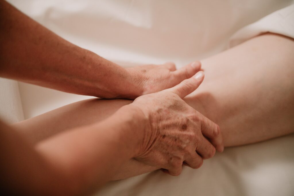 Leg massage technique photo